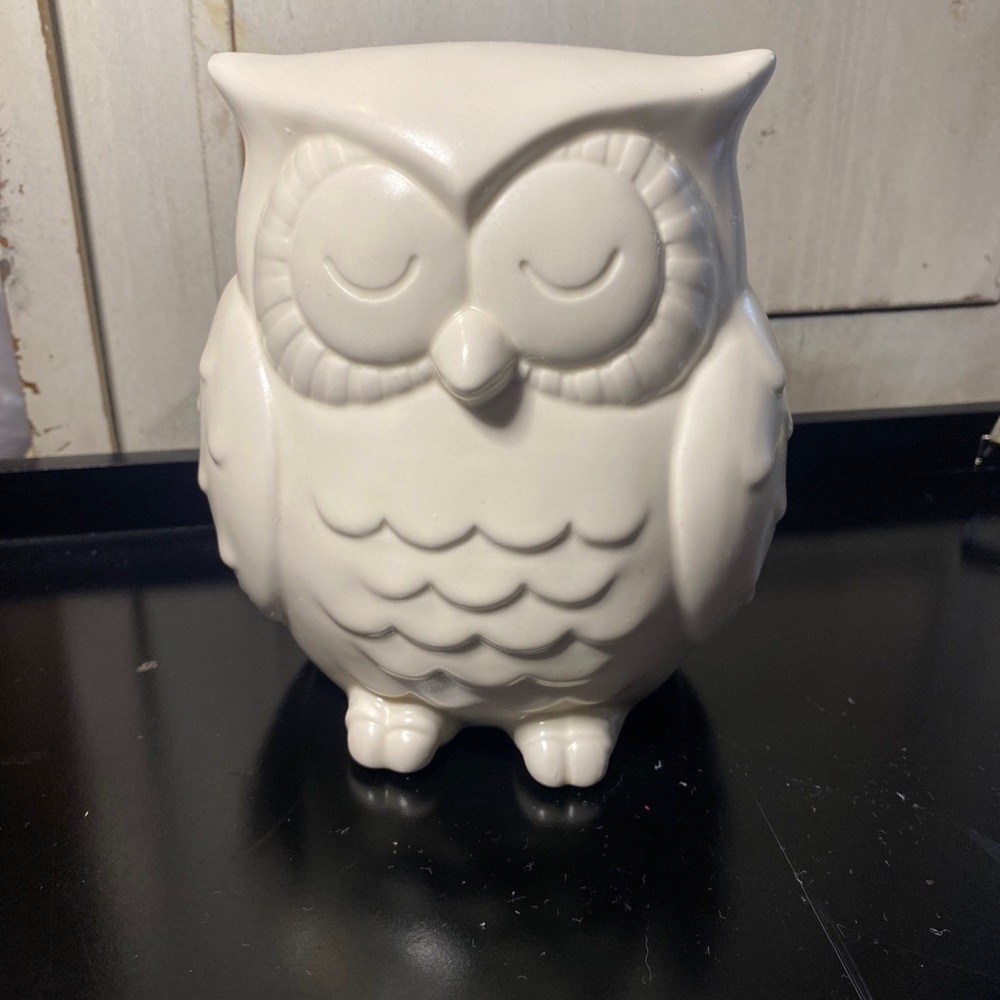 Hallmark Glossy White Ceramic Owl Figurine